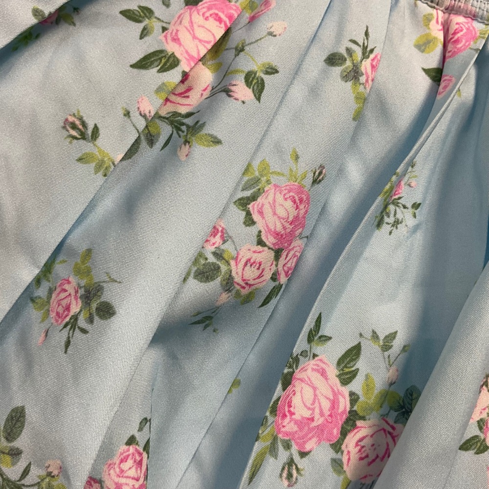Altar'd State Going Pro Floral Rose Pleated Tennis Skort Womens Small Blue Pink - Picture 5 of 7